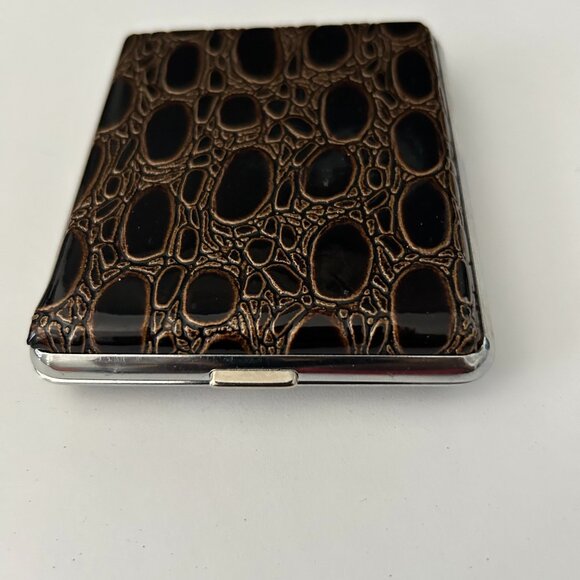 Vintage Haojue Cigarette Case - Picture 1 of 3